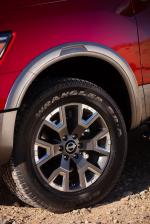 Nissan Titan Platinum Reserve Crew Cab 2019 года